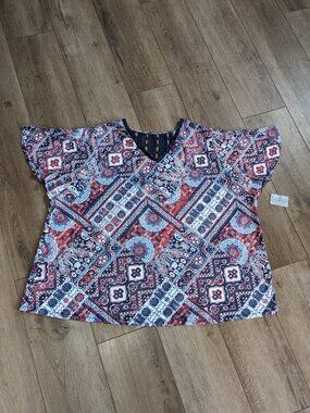 Catherines Plus Size 2X Top Tunic Boho Patchwork Geometric Crochet Back V-Neck